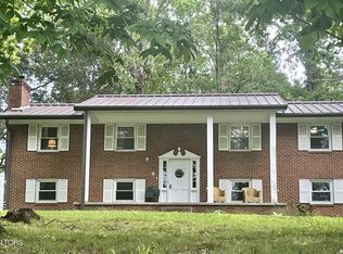 6740 Bonneville Dr, Knoxville, TN 37931