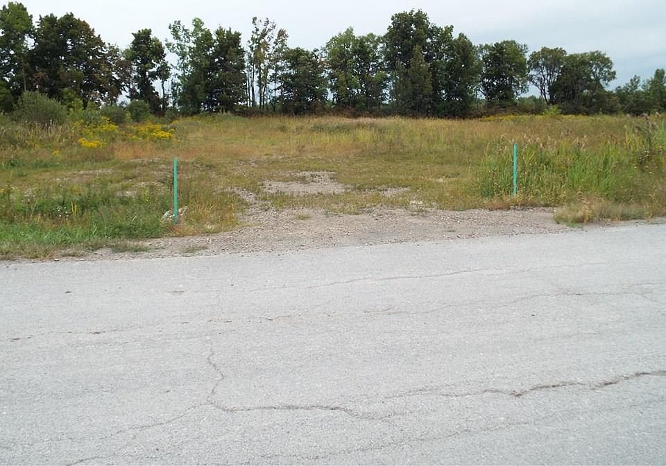 2nd image of 65 Corporate Park Dr