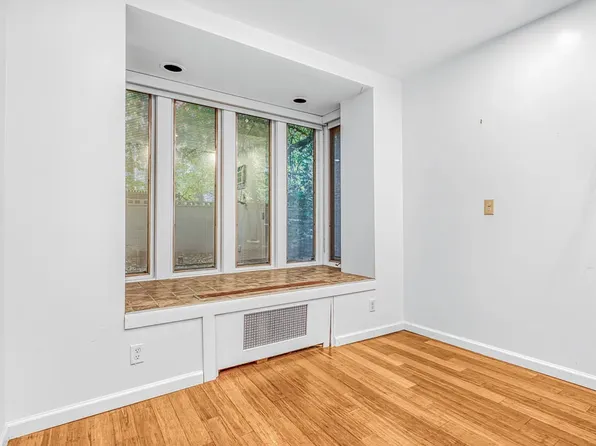 233 East 31st Street A-1 image 2 of 10