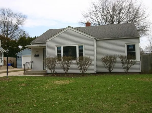 1326 31st St, Rockford, IL 61108