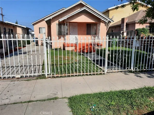 5739 2nd Ave, Los Angeles, CA 90043