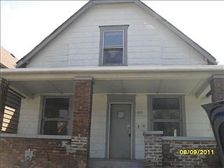 1st image of 1011 Saint Peter St