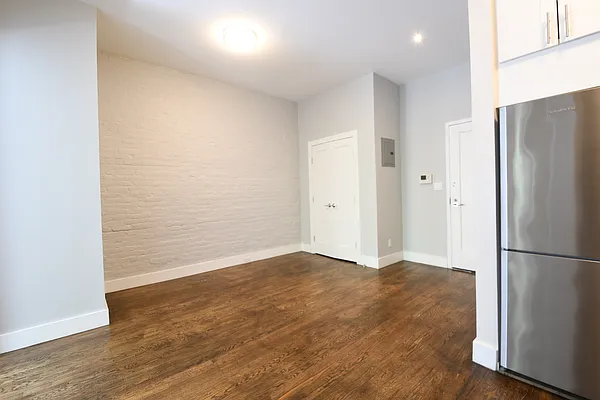 Rented by Corcoran | media 16