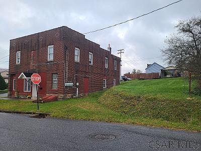 1st image of 1103 4th St