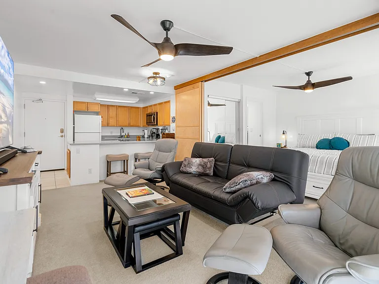 2124 Awihi Pl #204 — Photo 4