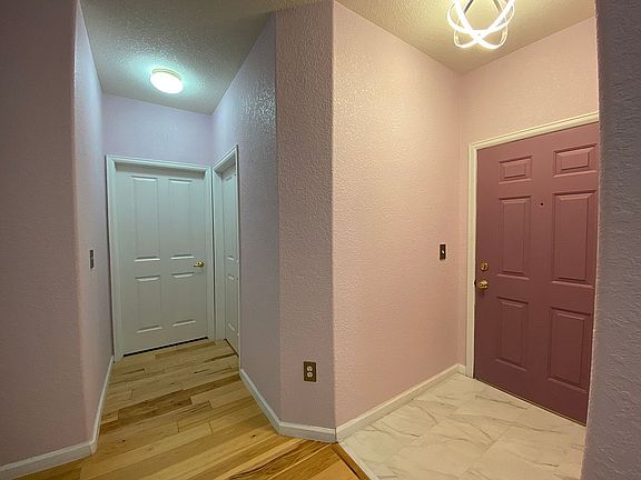 Right Bedroom 2.  Full Bath