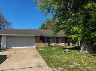 1026 Fallbrook Dr, Houston, TX 77038