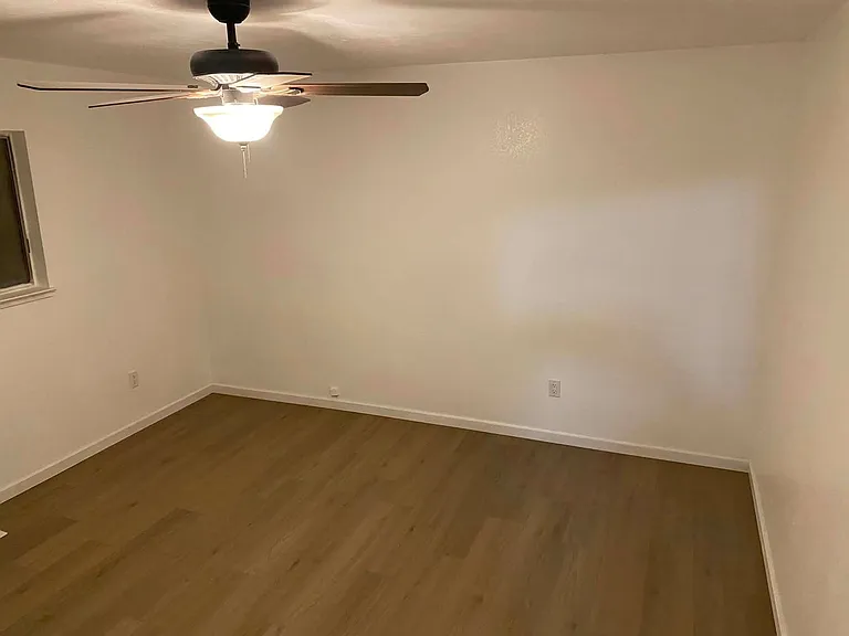 3136 Gordonia Dr — Photo 10