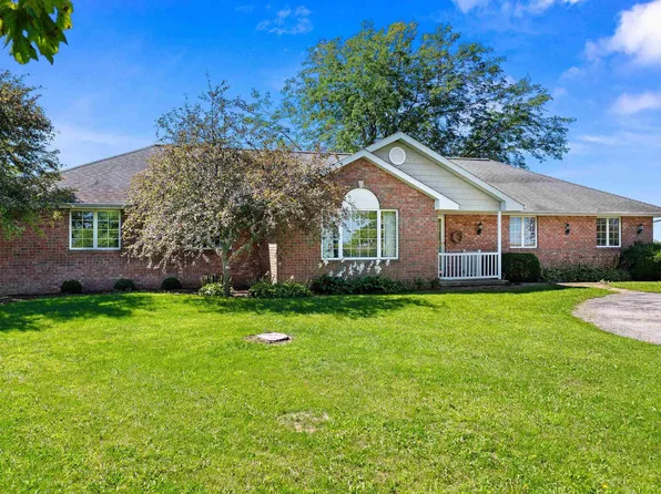 7214 W Legion Hall Rd, Dunlap, IL 61525