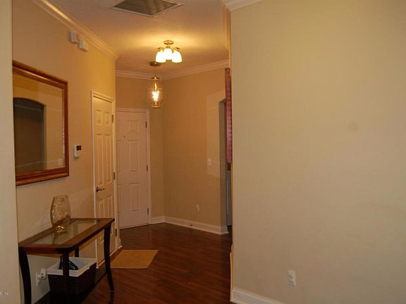 03 private foyer