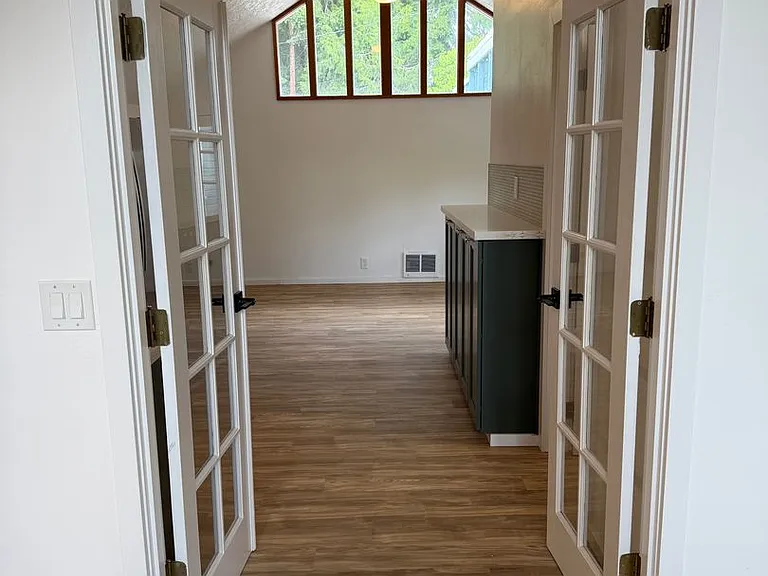 1785 W 14th Ave #B — Photo 31