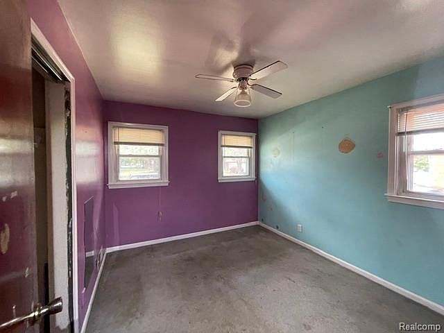 10th image of 29451 Steinhauer St