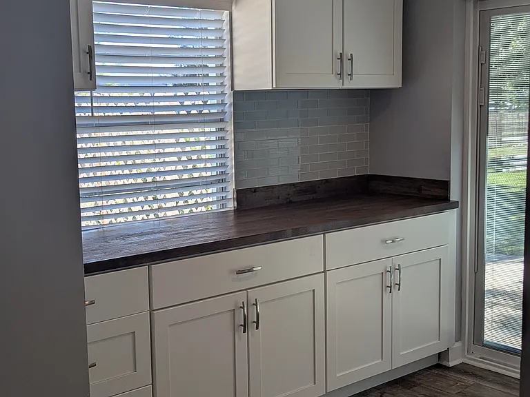 133 Calle Menendez — Photo 3