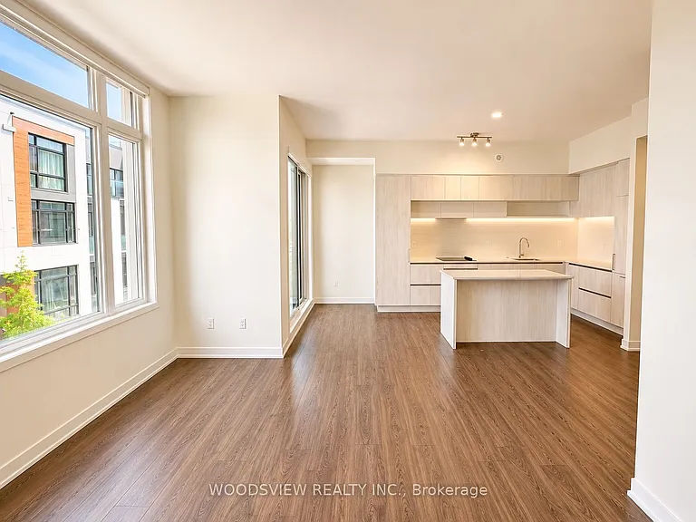 12 David Eyer Rd #Townhouse 1120 — Photo 4