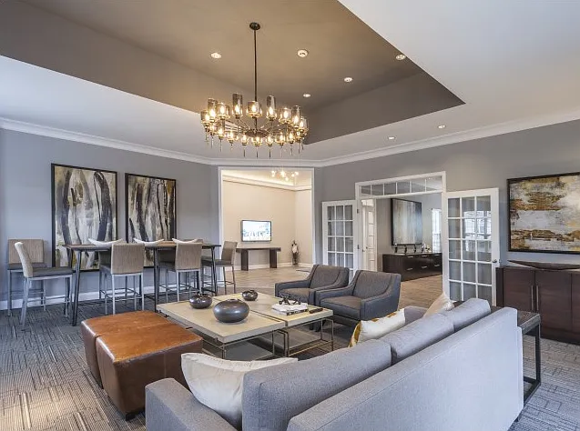 Chestnut Pointe Apartments — Photo 9