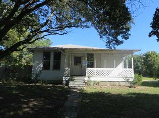 103 Lake St, Oil City, LA 71061