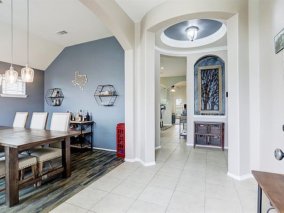2nd image of 23619 Starbridge Lake Ln