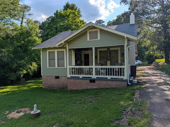 2126 N 5th Ave, Laurel, MS 39440