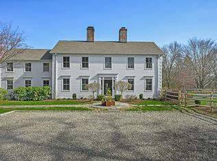 43 Hickory Ln, Fairfield, CT 06824
