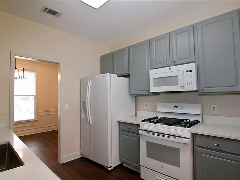 3060 Winston Terrace Ct — Photo 7