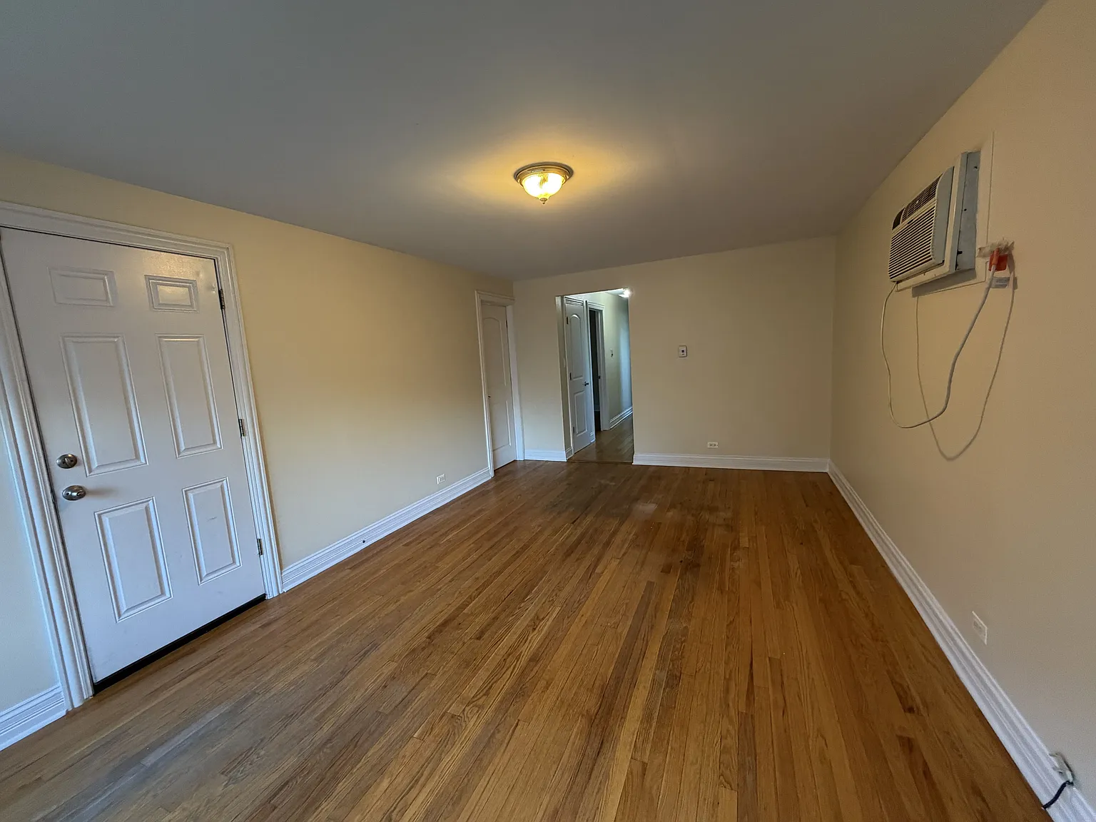 2952 N Dawson Avenue — Photo 3