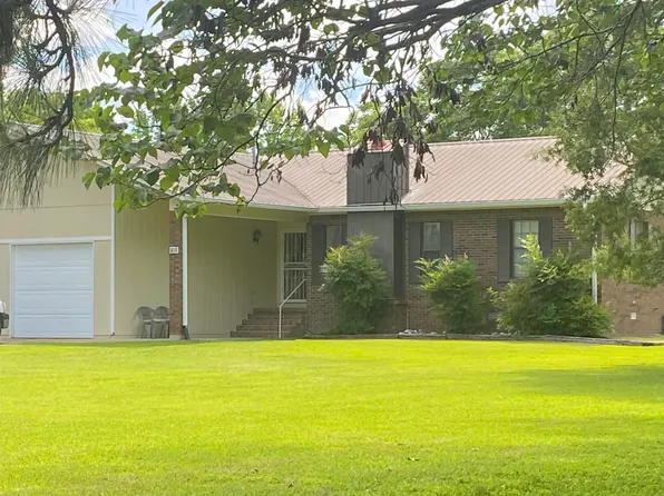 616 Brown Chapel Rd, Rainsville, AL 35986
