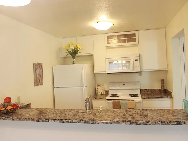 14707 NE 44th Pl #Q8 — Photo 6