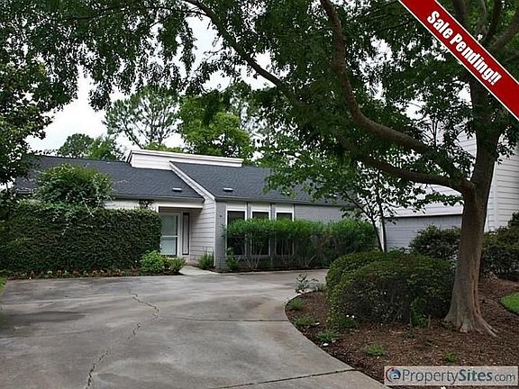 5th image of 1318 Heathwood Dr