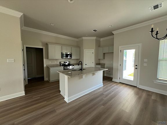 2nd image of 270 Sophie Dr