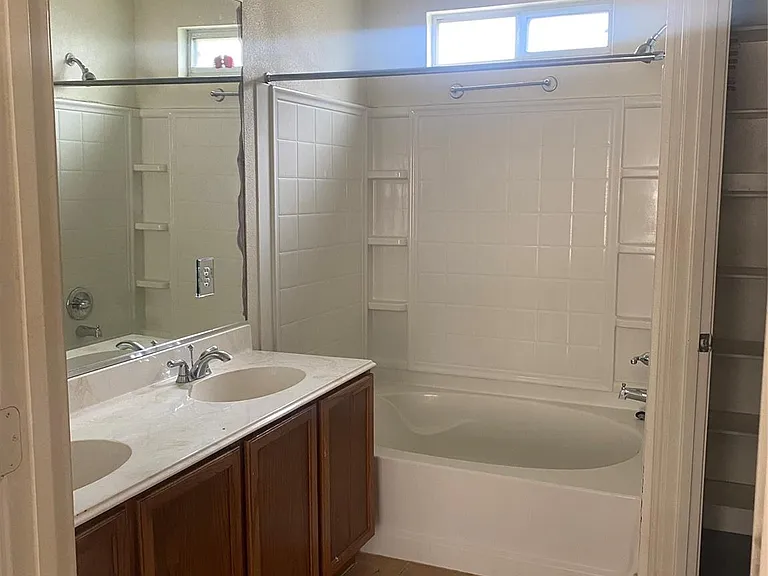 14434 Summer Garden Dr — Photo 13