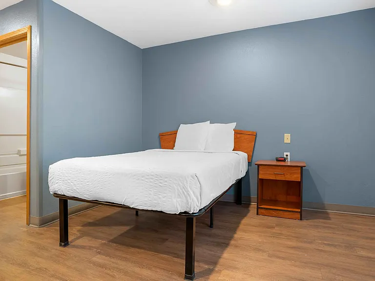 Studio Suite - 1 Full Bed
