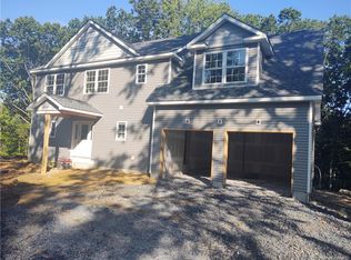 1 Bisch Rd, Middletown, NY 10940