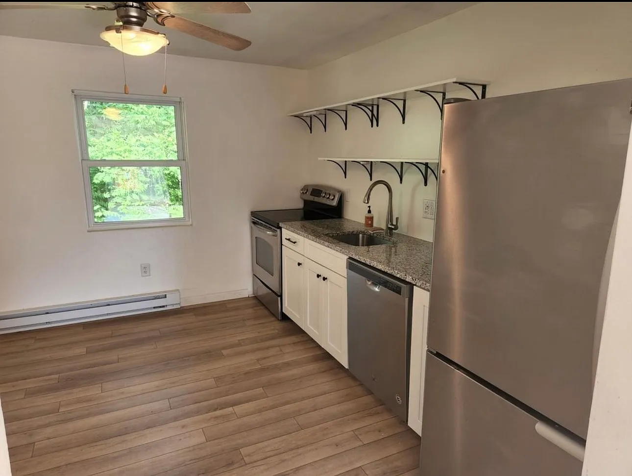 2 bed, 783 sqft, $2,000 — Photo 3