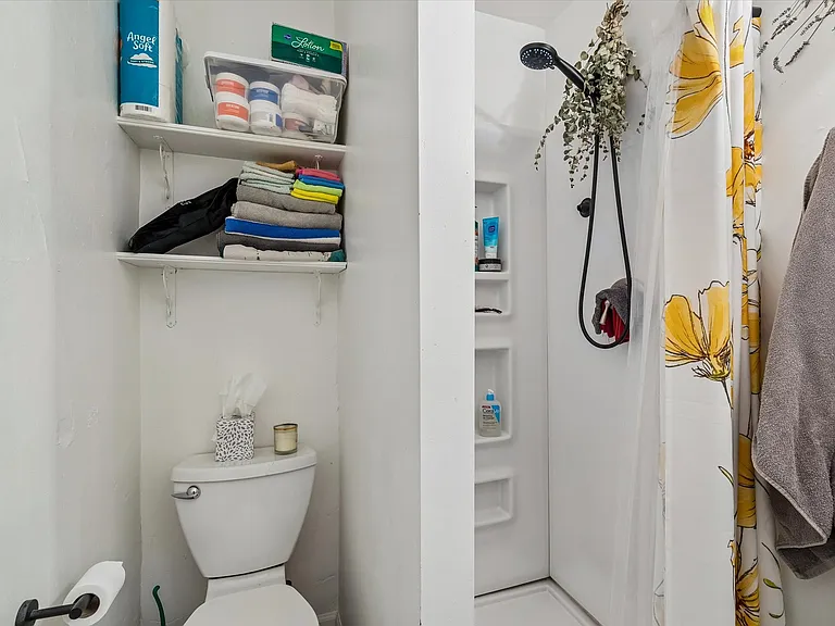 1843 Grove St #1-A — Photo 13