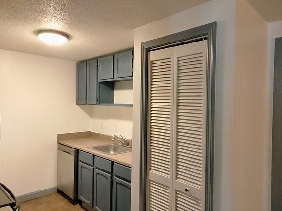 4th image of 138 Heritage Dr #138