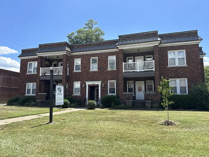 232 W McLelland Ave #10