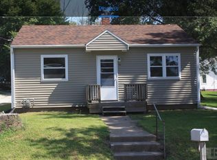 905 S Center St, Shenandoah, IA 51601