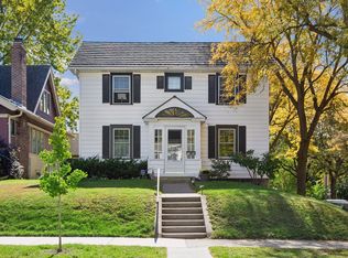 1998 James Ave, Saint Paul, MN 55105