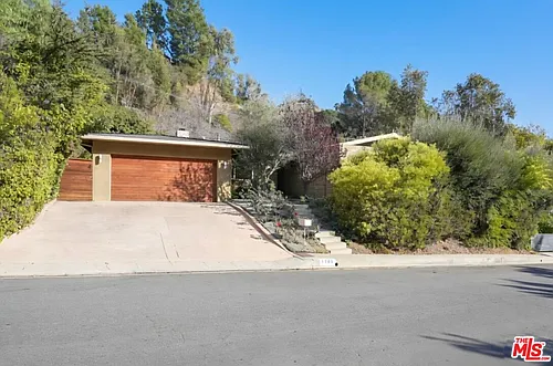 1700 San Ysidro Dr Photo 1