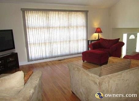 Beautiful Hardwood Floors!