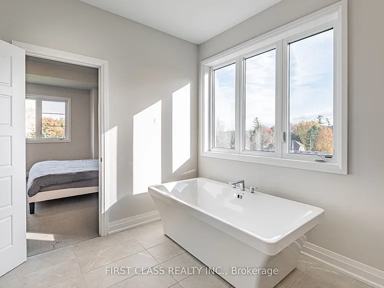 15 Kenneth Campbell Ct — Photo 28