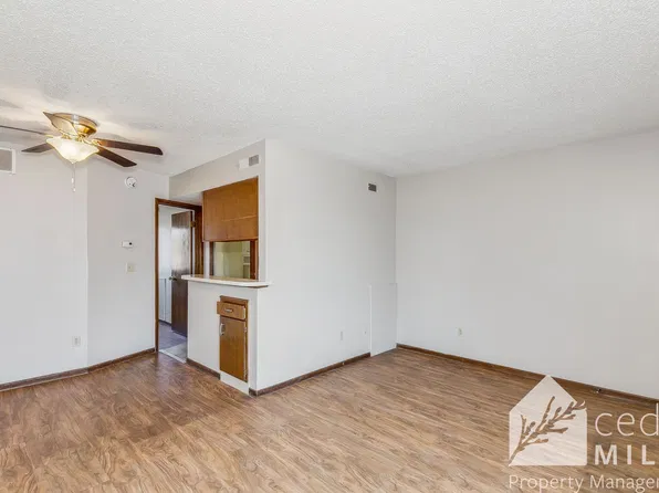 Stone Edge Apartments, 739 N Sheridan St APT 206, Wichita, KS 67203