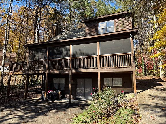 2nd image of 584 Chatuge Village Cir