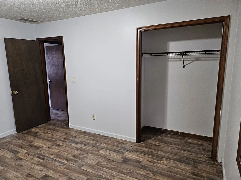 2835 Springdale Rd #B — Photo 8