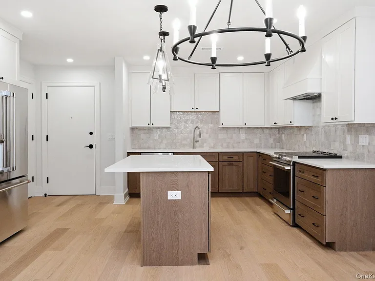 25 S Riverside Ave #107 — Photo 7