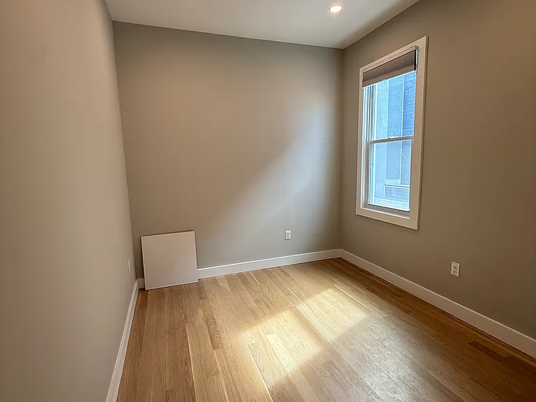 6006 Jefferson St #2 — Photo 8