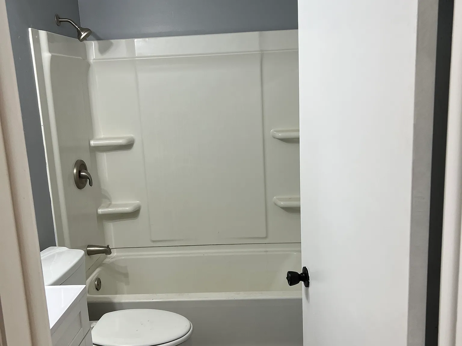 2 bed, 850 sqft, $1,100 — Photo 1