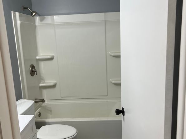 3523 21st Ave NW APT 4