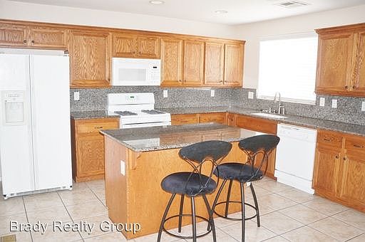 3rd image of 4798 Pencarrow Ct