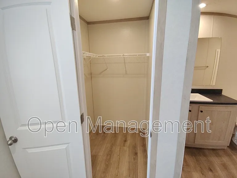 40 Erin Ln #19 — Photo 25